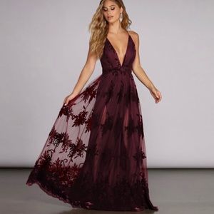 Lace slit maxi dress